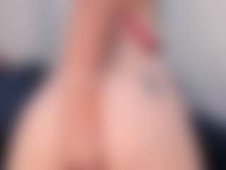Live cam show with AbbiMendez5 - Camel Toe on sexytreat.net