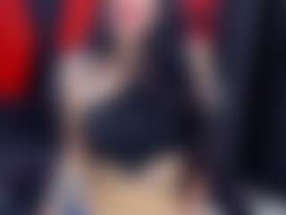 Live cam show with Alianne1 - New Blowjob on Uber Horny