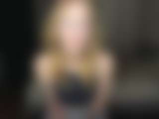 Amira's Live Sex Cam Show