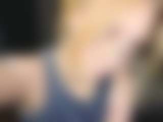 Amira's Live Sex Cam Show