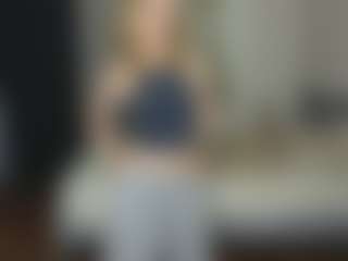Amira's Live Sex Cam Show
