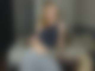 Amira's Live Sex Cam Show