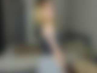 Amira's Live Sex Cam Show