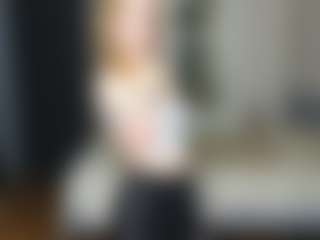 Amira's Live Sex Cam Show