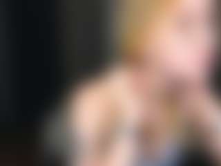 Amira's Live Sex Cam Show
