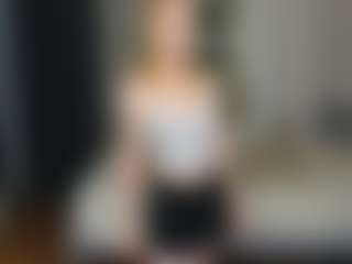 Amira's Live Sex Cam Show
