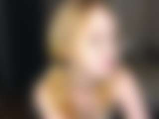 Amira's Live Sex Cam Show