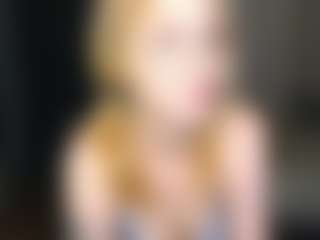 Amira's Live Sex Cam Show