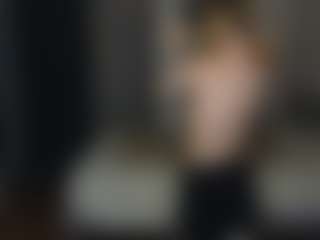 Amira's Live Sex Cam Show