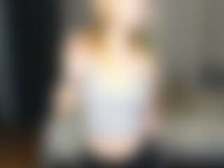 Amira's Live Sex Cam Show