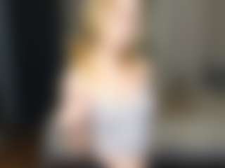 Amira's Live Sex Cam Show