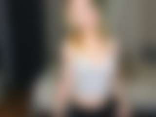 Amira's Live Sex Cam Show
