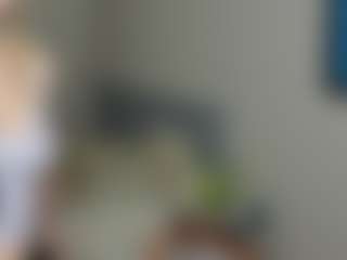 Amira's Live Sex Cam Show