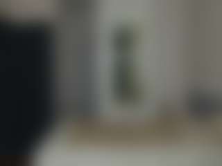 Amira's Live Sex Cam Show