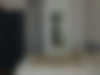 Amira's Live Sex Cam Show