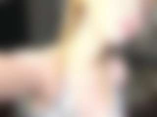 Amira's Live Sex Cam Show