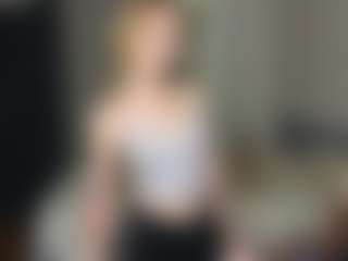 Amira's Live Sex Cam Show