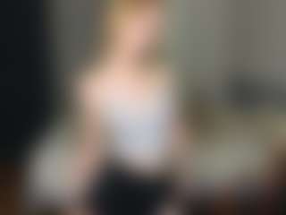 Amira's Live Sex Cam Show