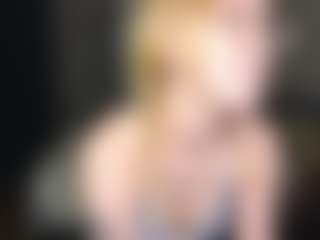 Amira's Live Sex Cam Show