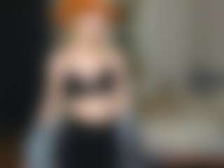 Amira's Live Sex Cam Show