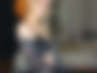 Amira's Live Sex Cam Show