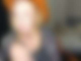 Amira's Live Sex Cam Show