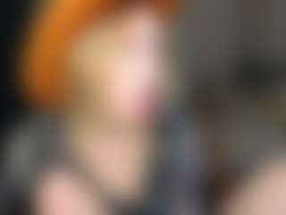 Amira's Live Sex Cam Show