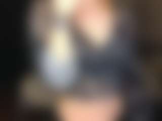 Amira's Live Sex Cam Show