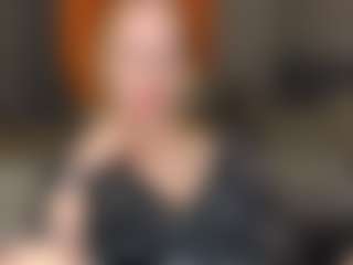 Amira's Live Sex Cam Show