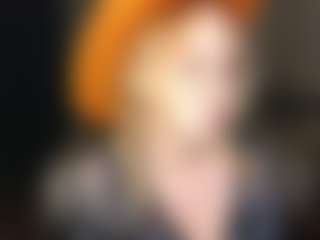 Amira's Live Sex Cam Show