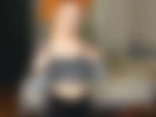 Amira's Live Sex Cam Show