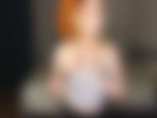Amira's Live Sex Cam Show