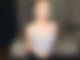 Amira's Live Sex Cam Show
