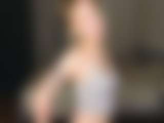 Amira's Live Sex Cam Show