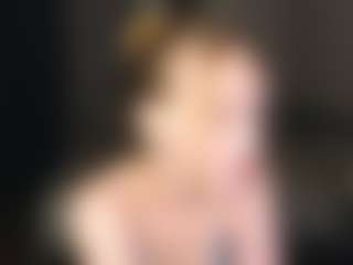 Amira's Live Sex Cam Show
