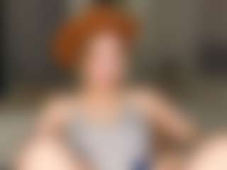 Live cam show with Amira - Tattoos on crypto-cams