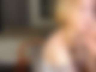Amira's Live Sex Cam Show