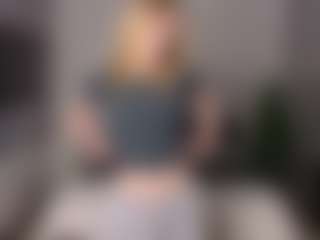 Amira's Live Sex Cam Show