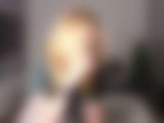 Amira's Live Sex Cam Show