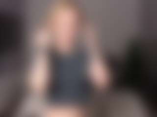 Amira's Live Sex Cam Show