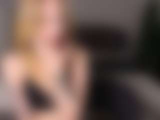 Amira's Live Sex Cam Show