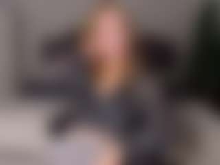 Amira's Live Sex Cam Show