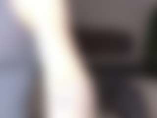 Amira's Live Sex Cam Show