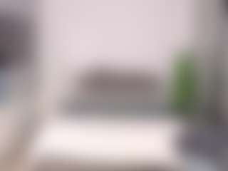 Amira's Live Sex Cam Show