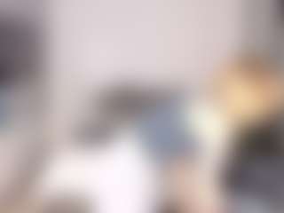 Amira's Live Sex Cam Show