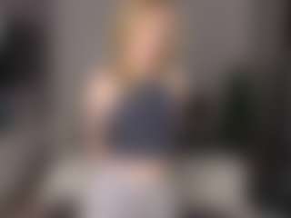 Amira's Live Sex Cam Show