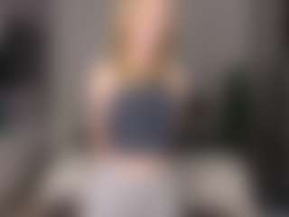 Amira's Live Sex Cam Show