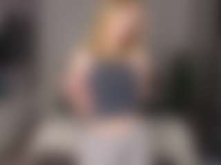 Amira's Live Sex Cam Show