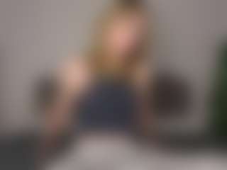 Amira's Live Sex Cam Show