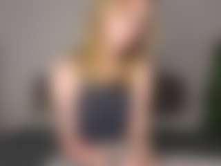 Amira's Live Sex Cam Show